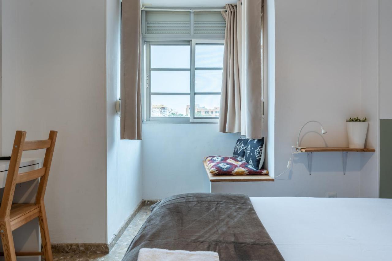 Claveles Apartment By Bossh! Apartments Малага Екстер'єр фото
